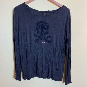 Betsey Johnson Performance grey skull xl shirt